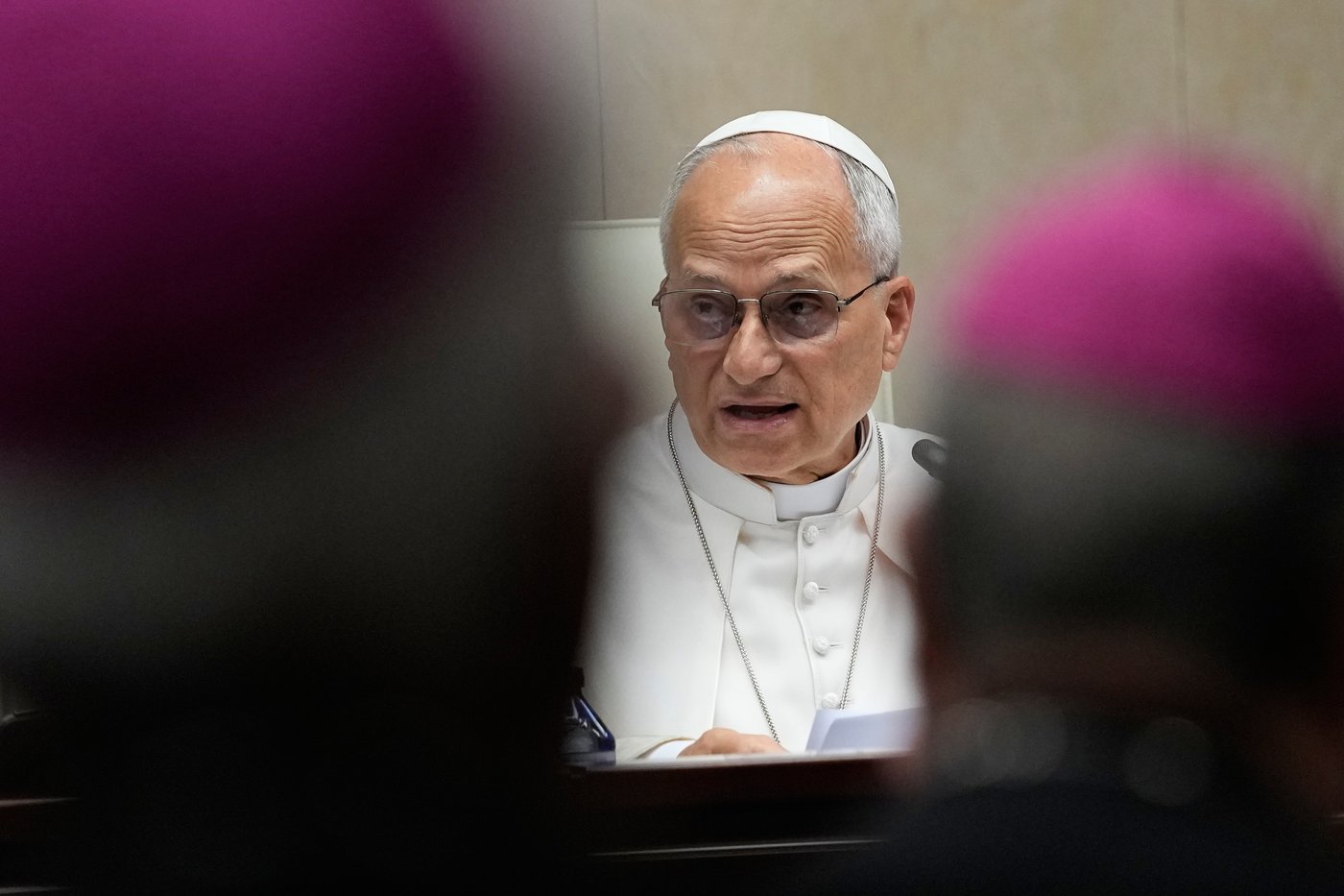 Pope meets with 6 clergy abuse survivors in Spain, hopes to improve response | iNFOnews.ca