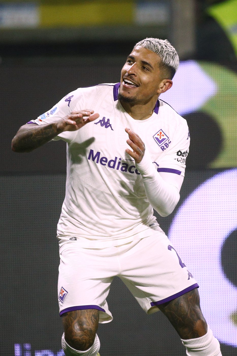 Fiorentina beats Cremonese to pull away from Serie A drop zone | iNFOnews.ca