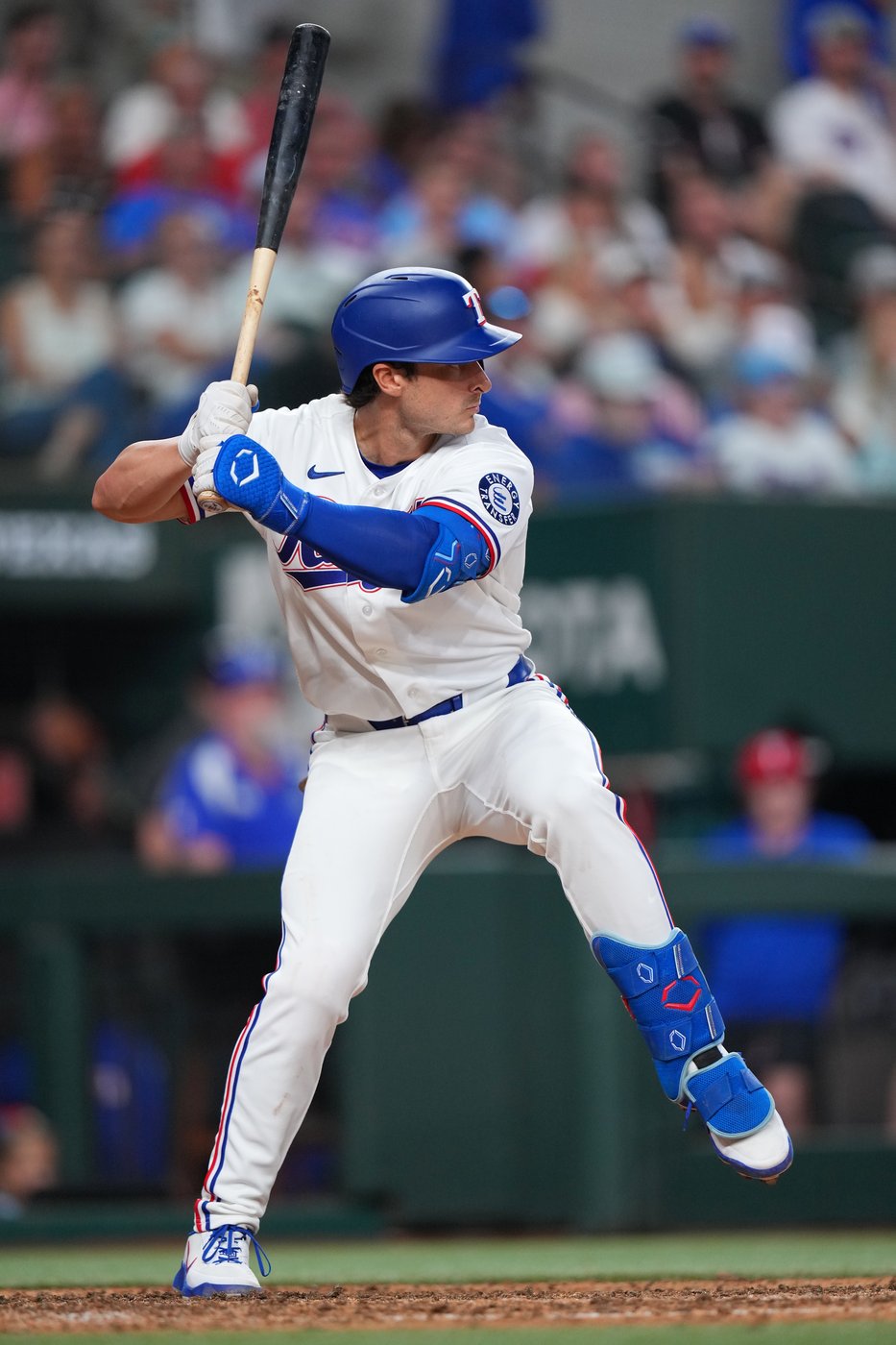 Justin Foscue rebounds from causing blooper with star SS Corey Seager with 1st homer for Rangers | iNFOnews.ca