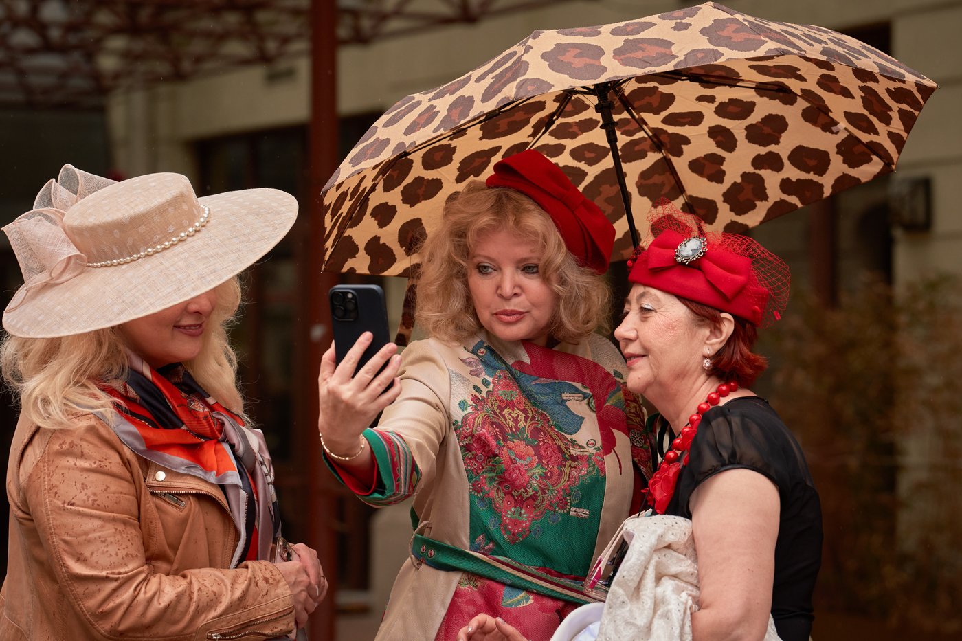 Photos: Romania tips its hat to World Hat Walk | iNFOnews.ca