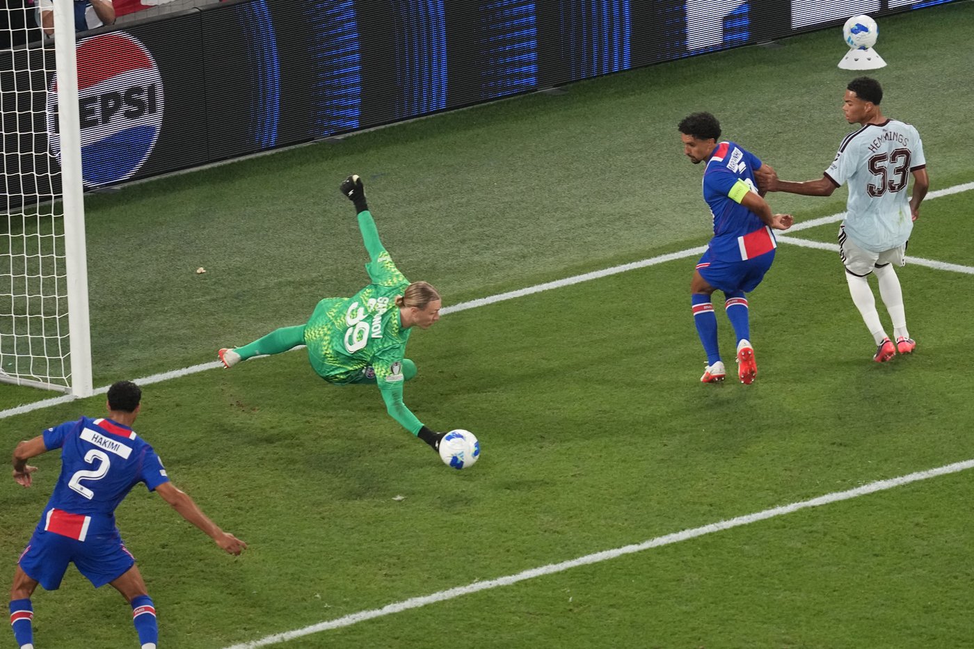 PSG coach says players must defend rapid attacks better after two games without a win | iNFOnews.ca