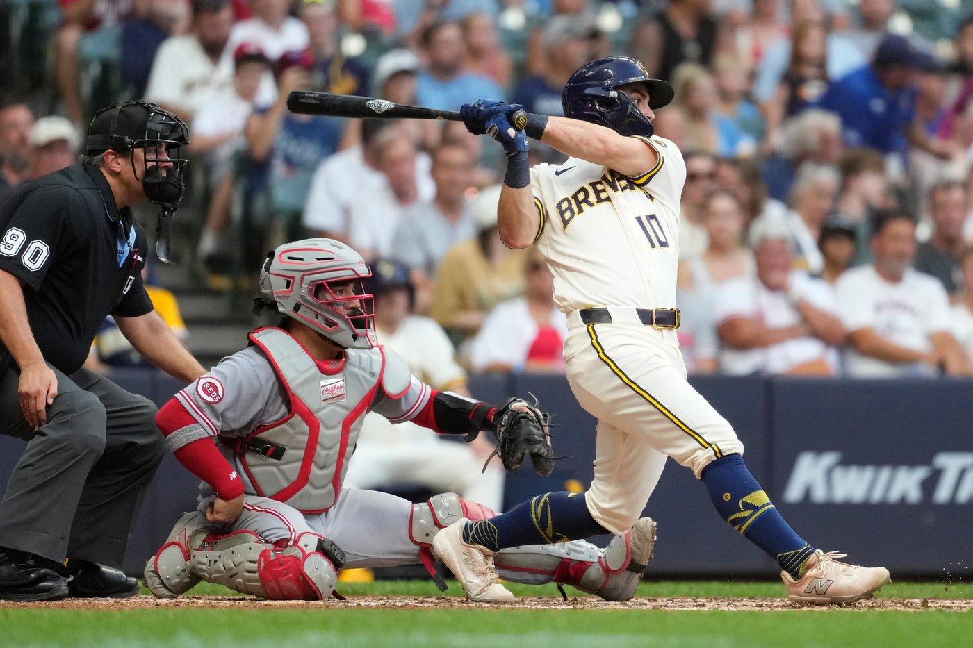 Jake Bauers and Jackson Chourio homer in Brewers' 7-2 victory over Reds | iNFOnews.ca Jake Bauers and Jackson Chourio homer in Brewers' 7-2 victory over Reds | iNFOnews.ca