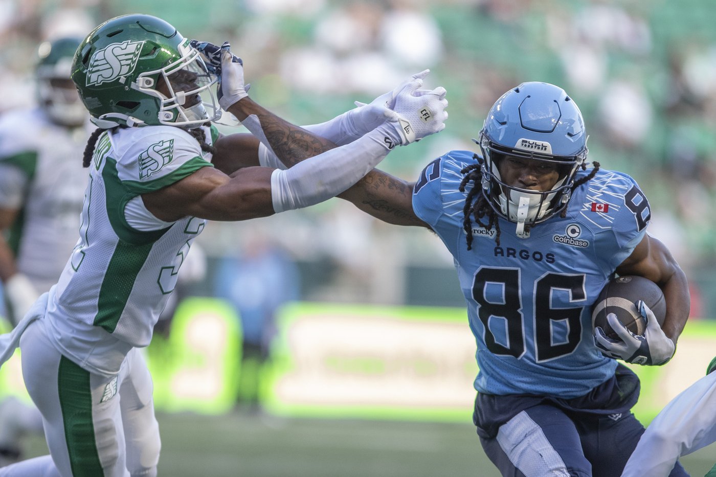 Kelly throws for over 300 yards, leads Argos to 40-34 win over Roughriders | iNFOnews.ca