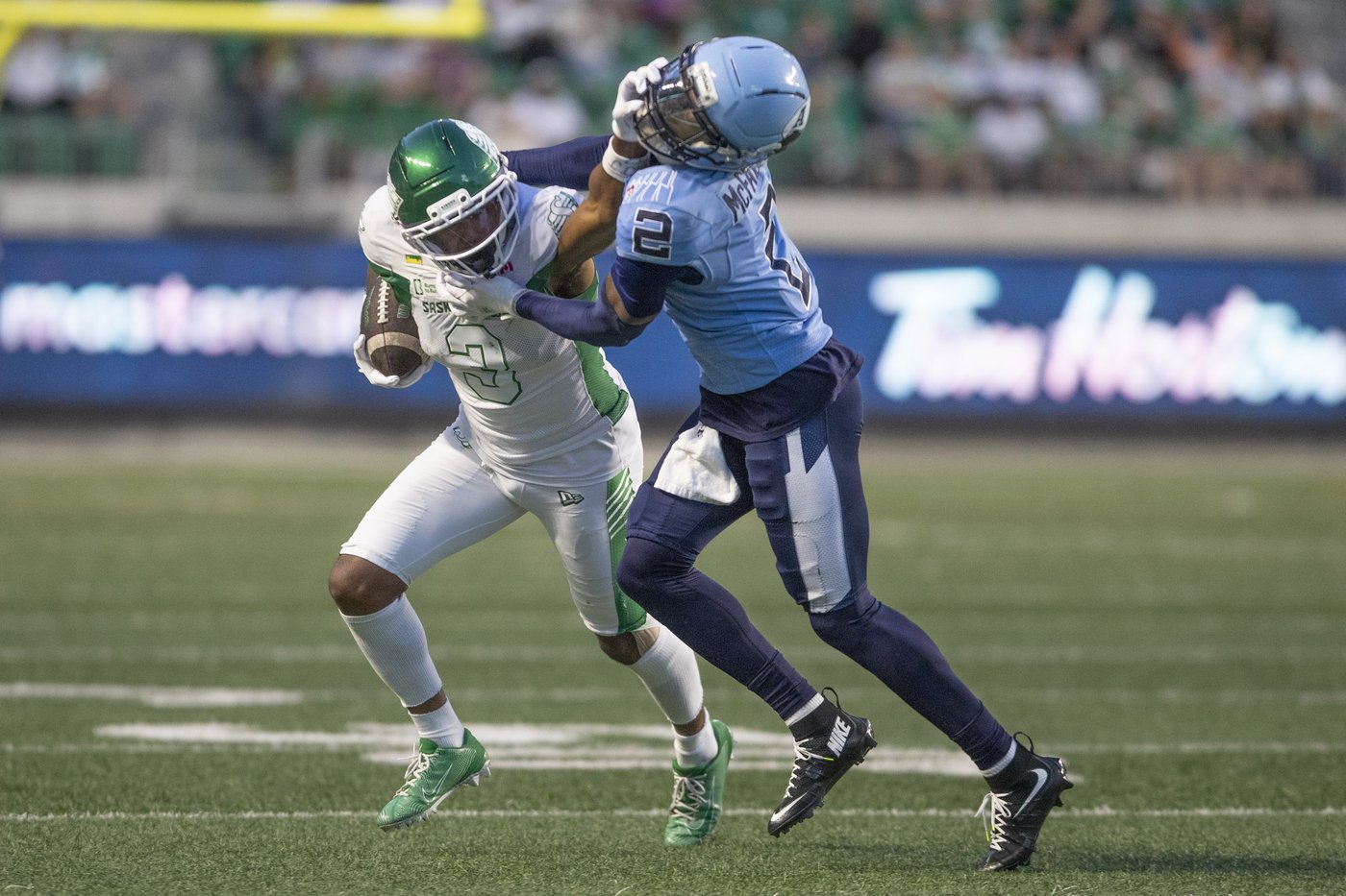 Kelly throws for over 300 yards, leads Argos to 40-34 win over Roughriders | iNFOnews.ca
