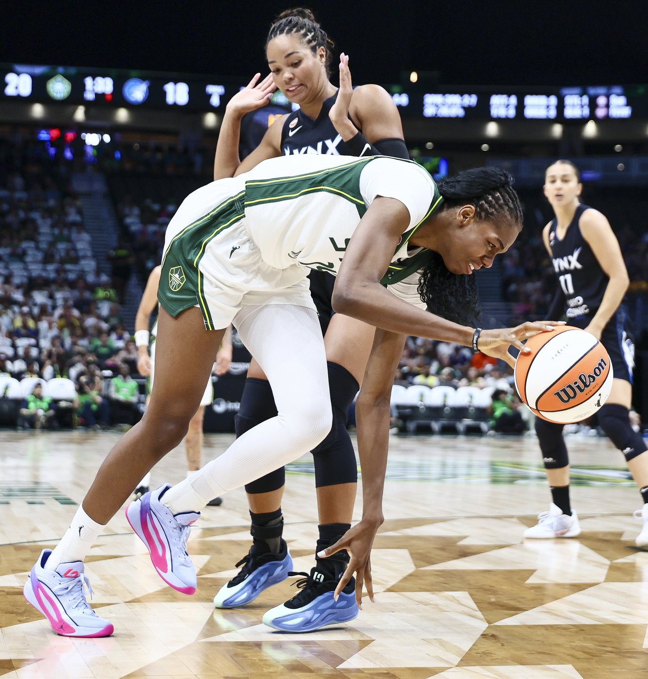 Collier scores 24 points in her return, Lynx top Storm 86-76 for best record at WNBA All-Star break | iNFOnews.ca Collier scores 24 points in her return, Lynx top Storm 86-76 for best record at WNBA All-Star break | iNFOnews.ca