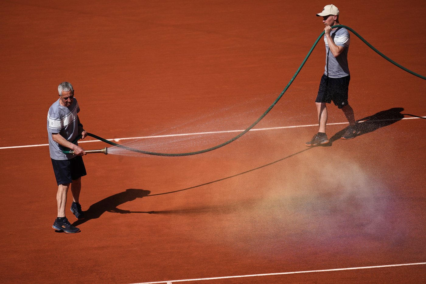 Heat wave raises temperatures at the French Open, in photos | iNFOnews.ca