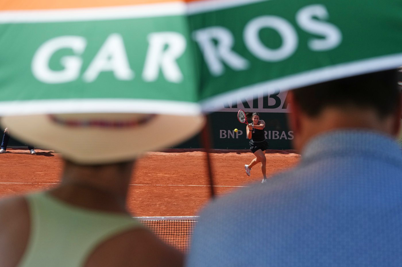 Heat wave raises temperatures at the French Open, in photos | iNFOnews.ca