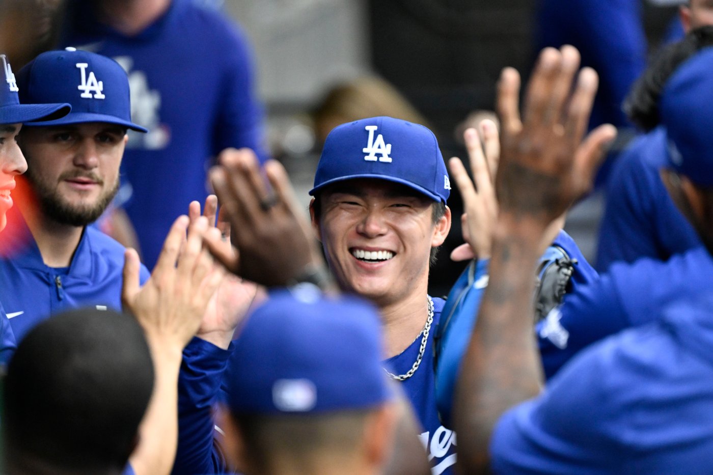 Dodgers' Yamamoto loses no-hit bid on Peters' leadoff homer for the White Sox in the 9th inning | iNFOnews.ca
