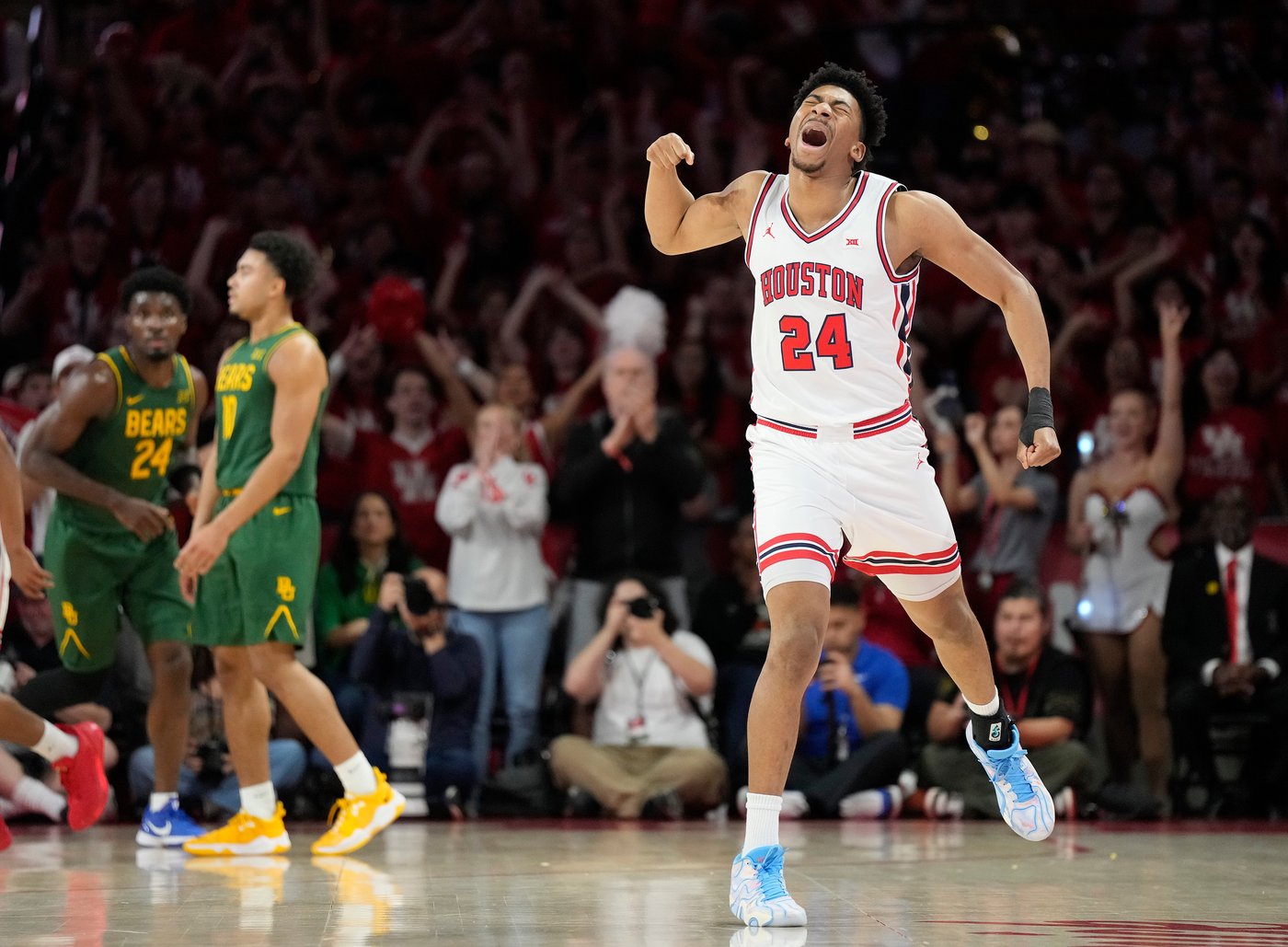 Flemings, Sharp lead No. 7 Houston past Baylor 77-64 | iNFOnews.ca