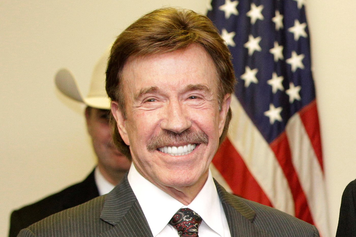 Chuck Norris, martial arts master and actor whose toughness became internet lore, dies at 86 | iNFOnews.ca