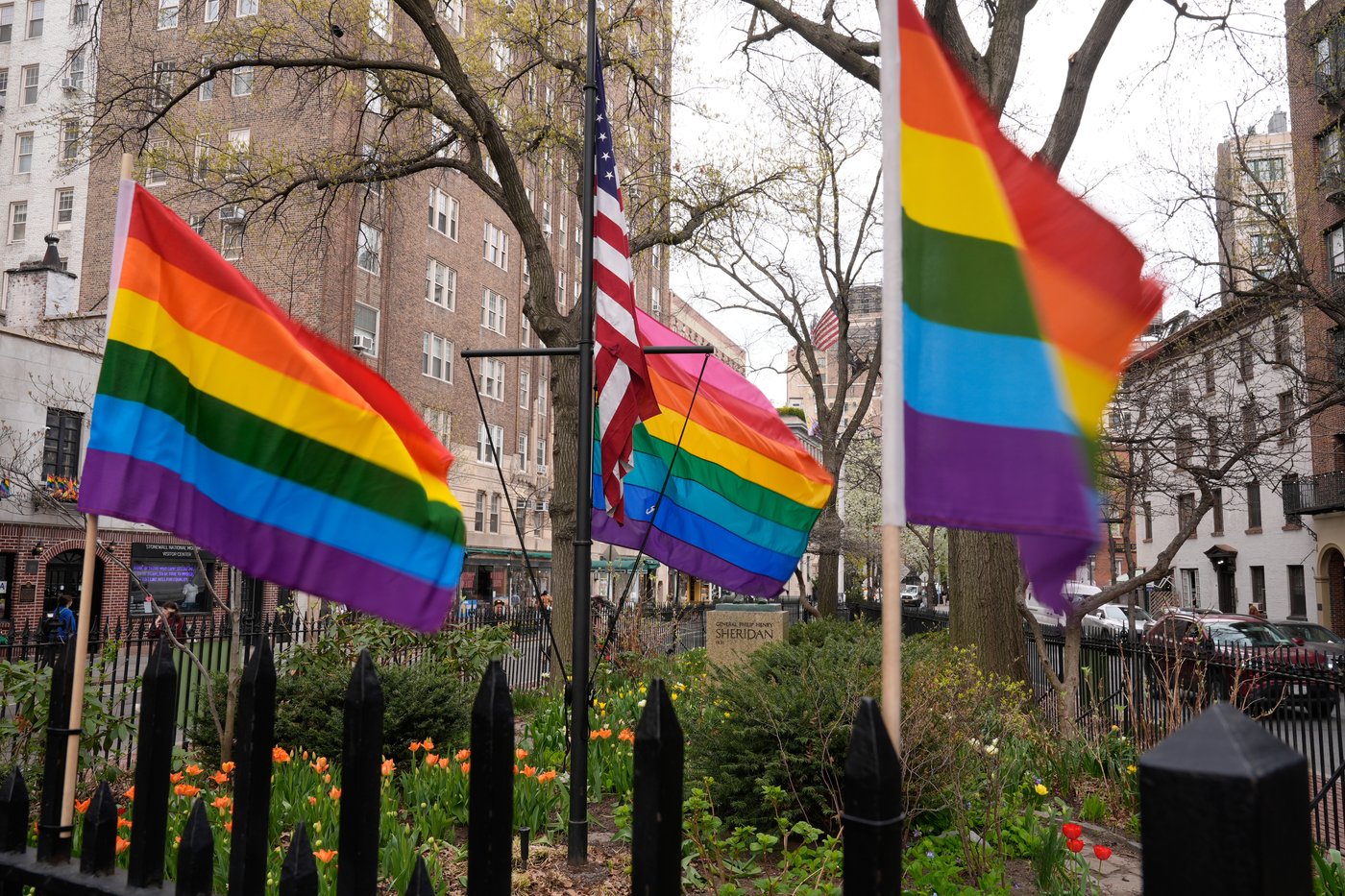 Trump administration agrees to return rainbow Pride flag to New York’s Stonewall monument | iNFOnews.ca Trump administration agrees to return rainbow Pride flag to New York’s Stonewall monument | iNFOnews.ca