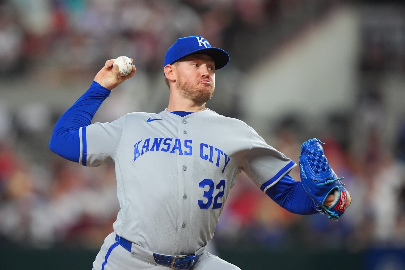 Gore tosses 6 1/3 shutout innings, Rangers hit 3 homers in 9-1 win over Royals | iNFOnews.ca