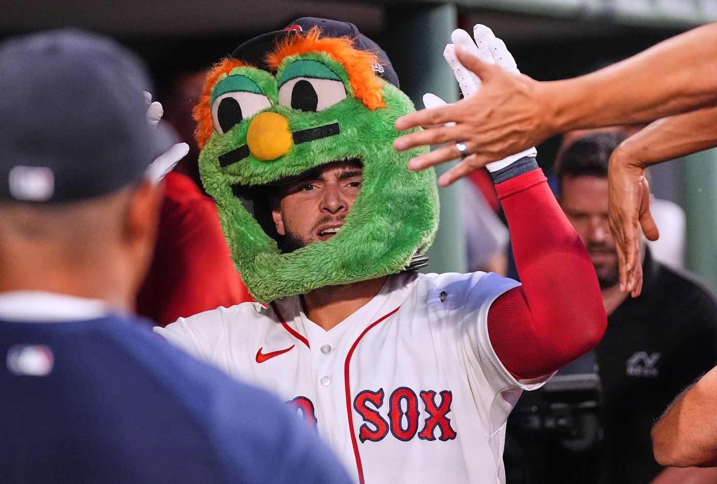 Abreu homers again, Gray gets 14th victory as Red Sox beat White Sox 4-0 for 7th straight win | iNFOnews.ca Abreu homers again, Gray gets 14th victory as Red Sox beat White Sox 4-0 for 7th straight win | iNFOnews.ca