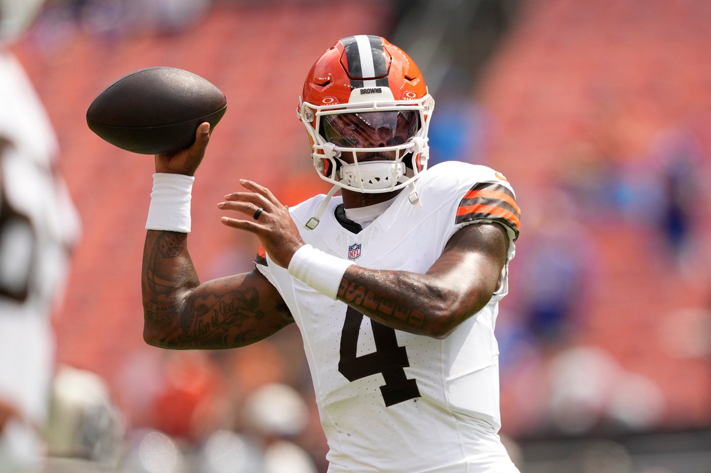 Deshaun Watson calls booing by Browns fans 'disrespectful' and 'personal,' but QB feels love on road | iNFOnews.ca Deshaun Watson calls booing by Browns fans 'disrespectful' and 'personal,' but QB feels love on road | iNFOnews.ca