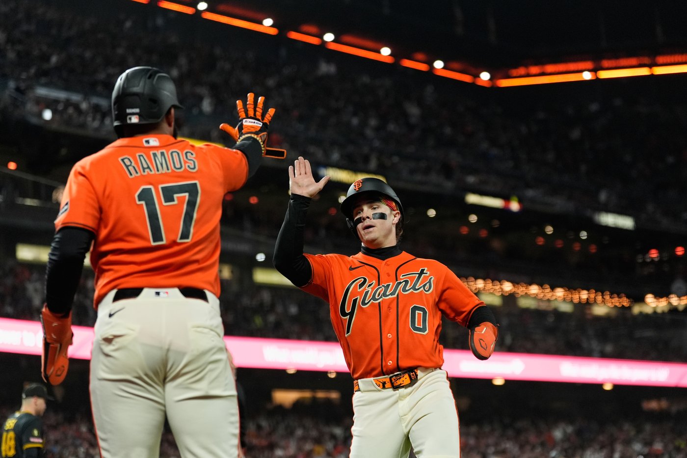 Rafael Devers goes deep and Robbie Ray pitches the Giants to a 5-2 win over the Pirates | iNFOnews.ca