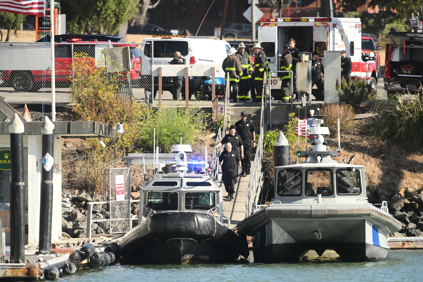 1 dead and 2 missing after boat sinks near Alcatraz Island off San Francisco | iNFOnews.ca 1 dead and 2 missing after boat sinks near Alcatraz Island off San Francisco | iNFOnews.ca