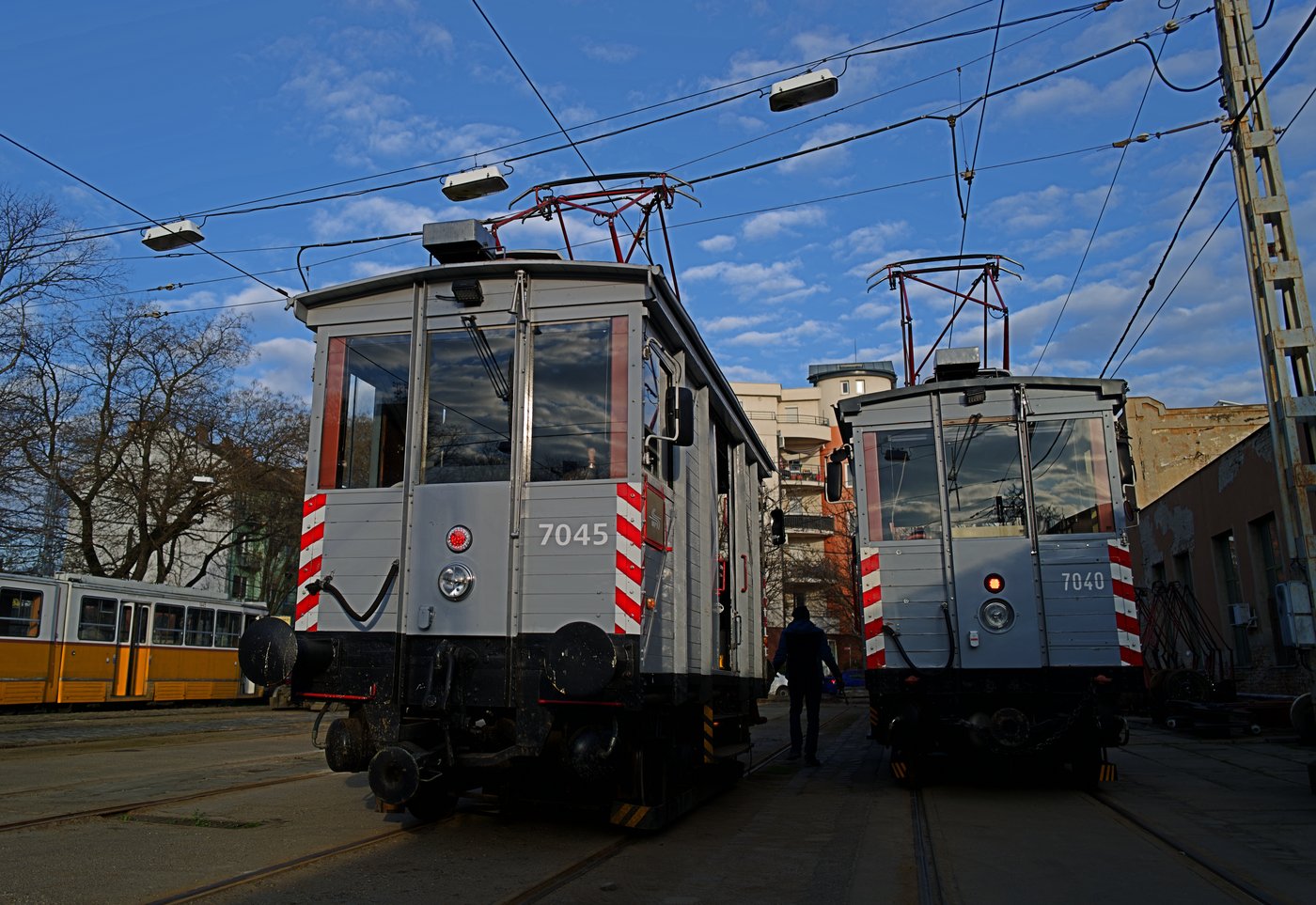 Budapest's vintage freight trams celebrate 100 years in service | iNwheels