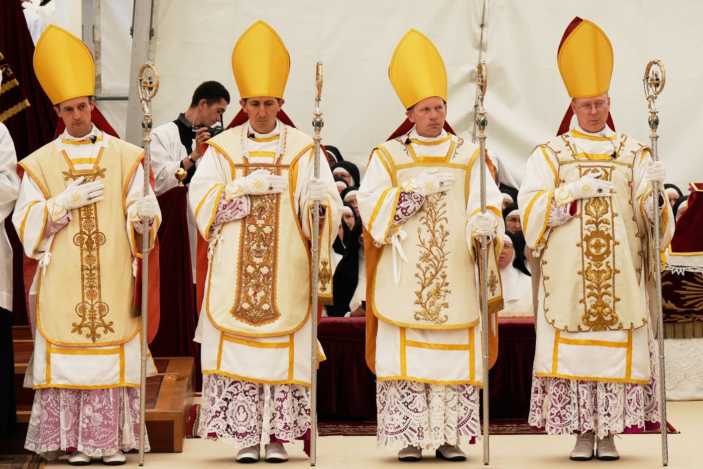 Vatican excommunicates schismatic bishops and priests, and warns their followers | iNFOnews.ca