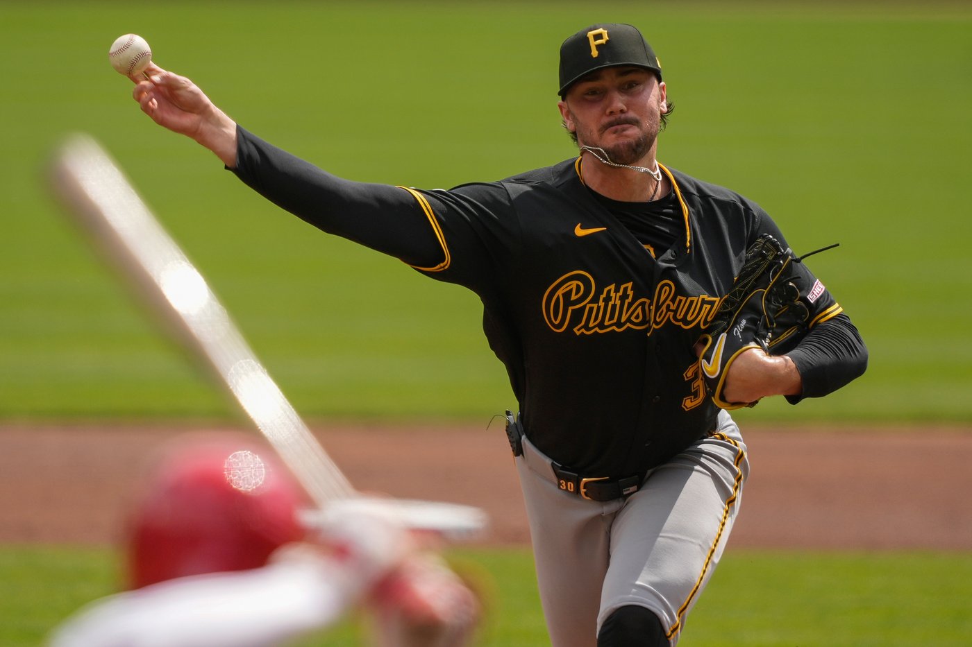 Cruz homers, Skenes returns to form as Pirates take series with 8-3 victory over Reds | iNFOnews.ca