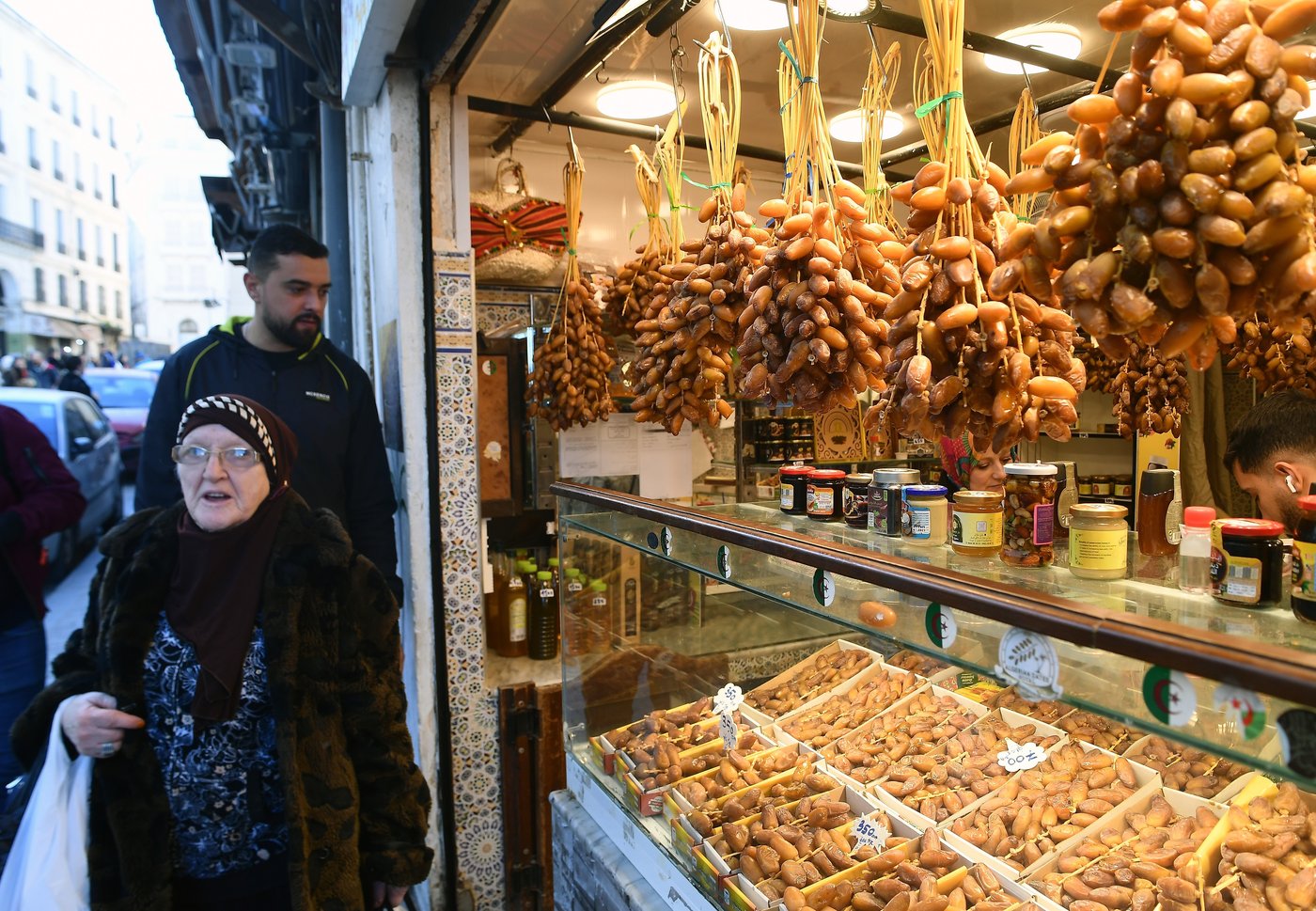 Algerians struggle to afford Ramadan feasts as prices rise despite government pledges | iNFOnews.ca