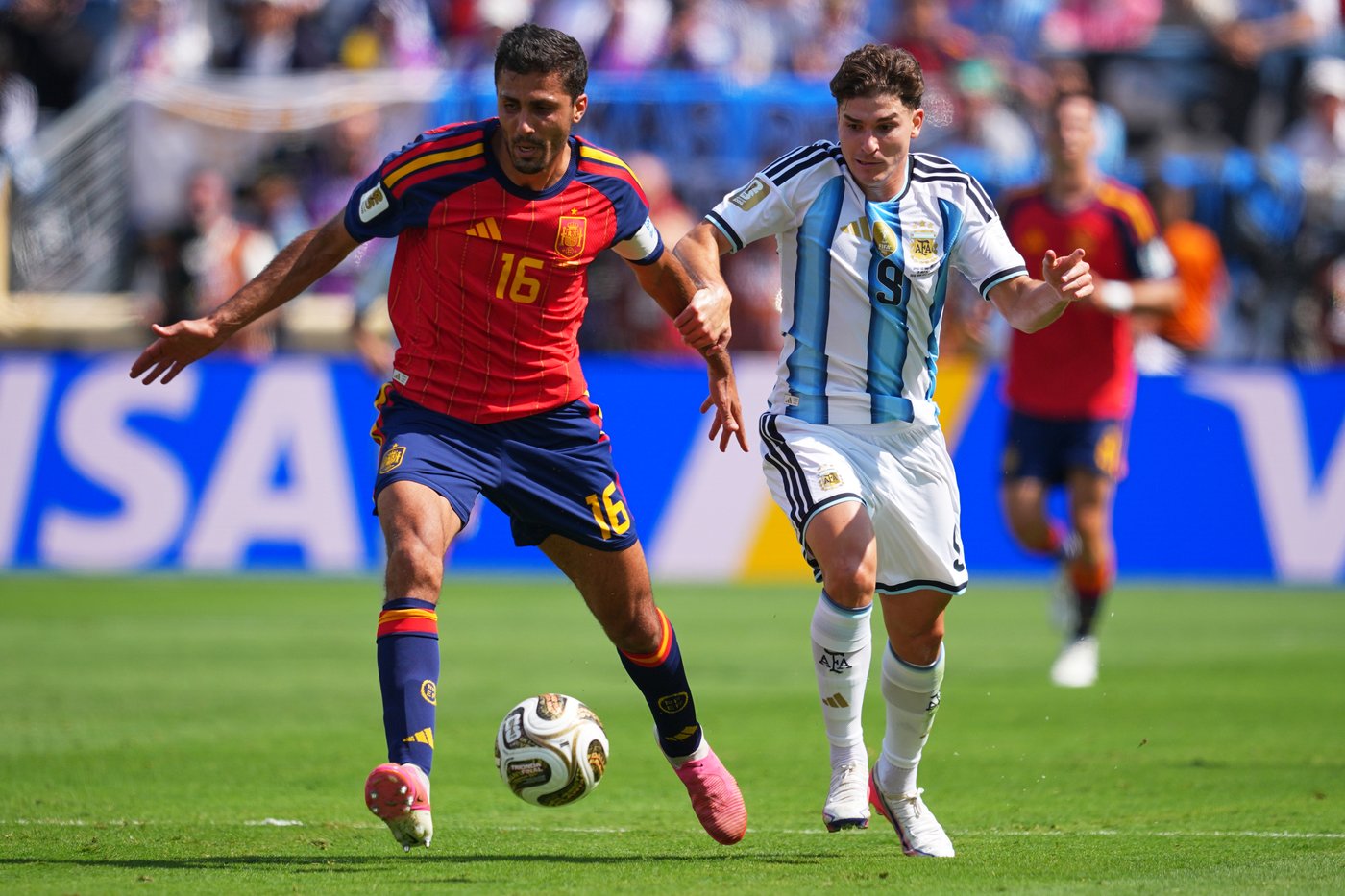 Rodri set to arrive as Barcelona finalize transfer of Spain captain from Man City | iNFOnews.ca