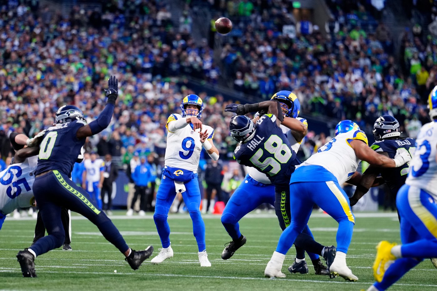Josh Allen is voted the NFL's top quarterback by AP writers | iNFOnews.ca