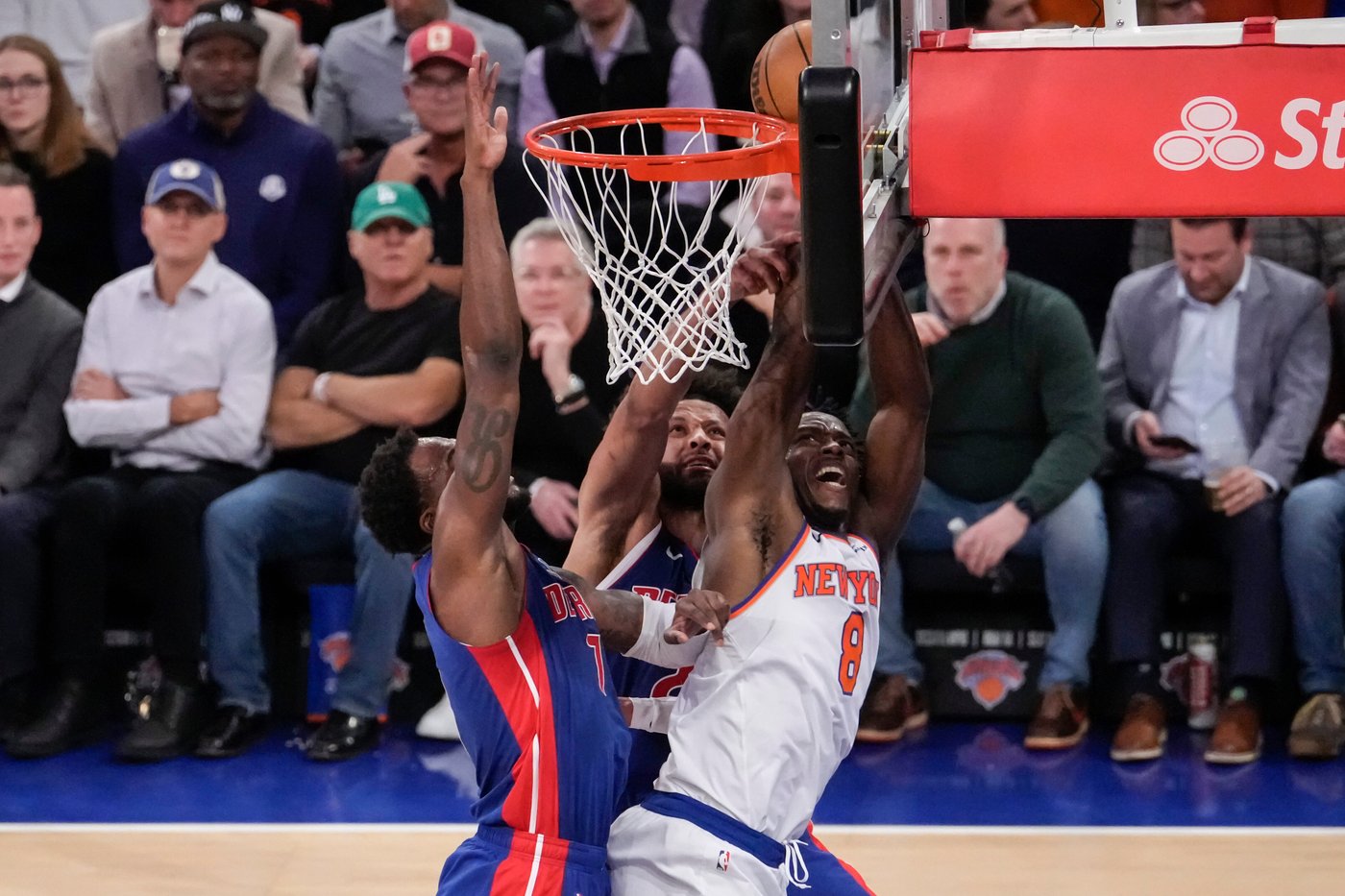 Cunningham's 42 points, 13 assists lead Pistons to a 126-111 win over the Knicks | iNFOnews.ca
