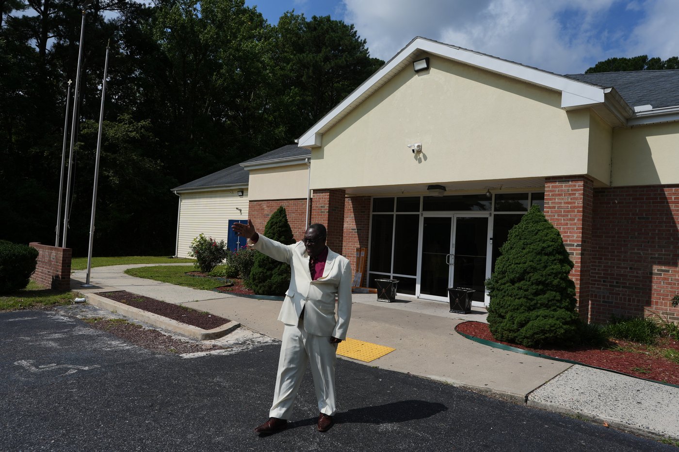 Empty pews and fear of ICE on Maryland’s Eastern Shore after TPS ends for Haitians | iNFOnews.ca Empty pews and fear of ICE on Maryland’s Eastern Shore after TPS ends for Haitians | iNFOnews.ca