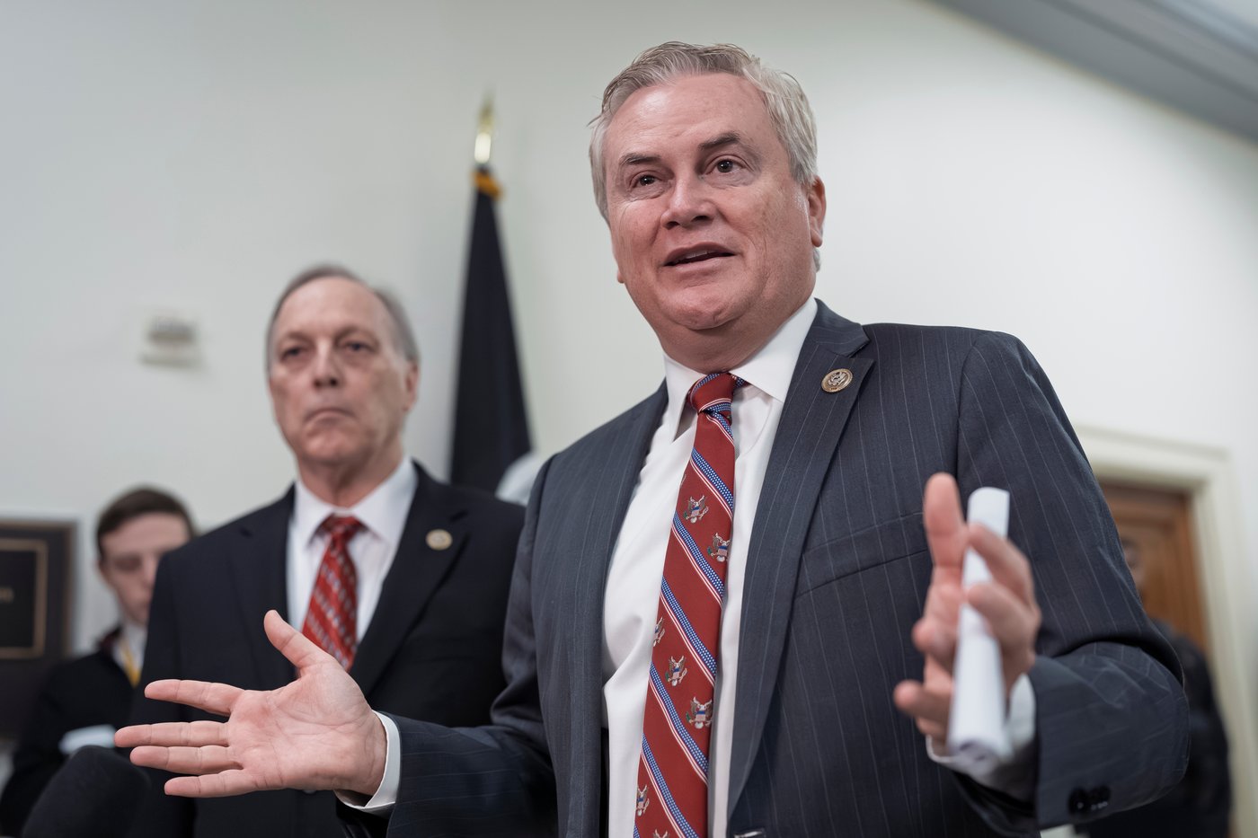 Ghislaine Maxwell appeals for clemency from Trump as she declines to answer questions from lawmakers | iNFOnews.ca