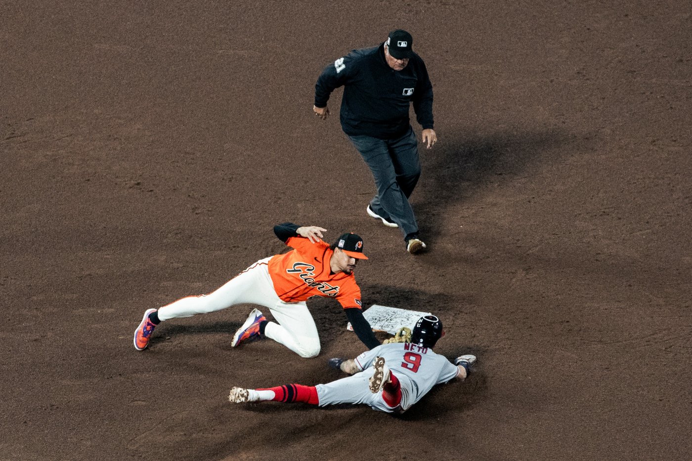 Devers homers early then walks it off in 10th as Giants beat Angels 7-6 | iNFOnews.ca Devers homers early then walks it off in 10th as Giants beat Angels 7-6 | iNFOnews.ca
