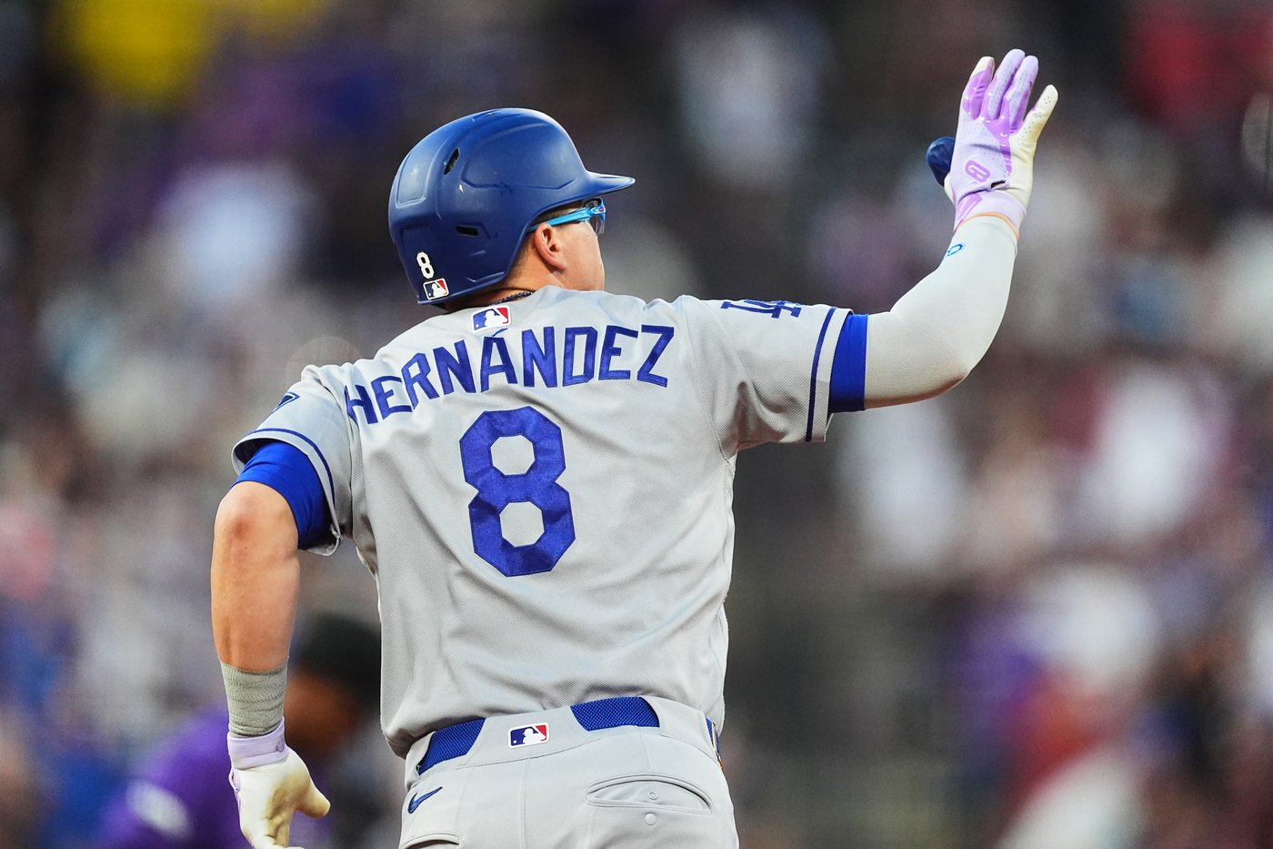 Mookie Betts homers and has RBI single in 10th as Dodgers beat Rockies 6-4 for 3-game sweep | iNFOnews.ca Mookie Betts homers and has RBI single in 10th as Dodgers beat Rockies 6-4 for 3-game sweep | iNFOnews.ca