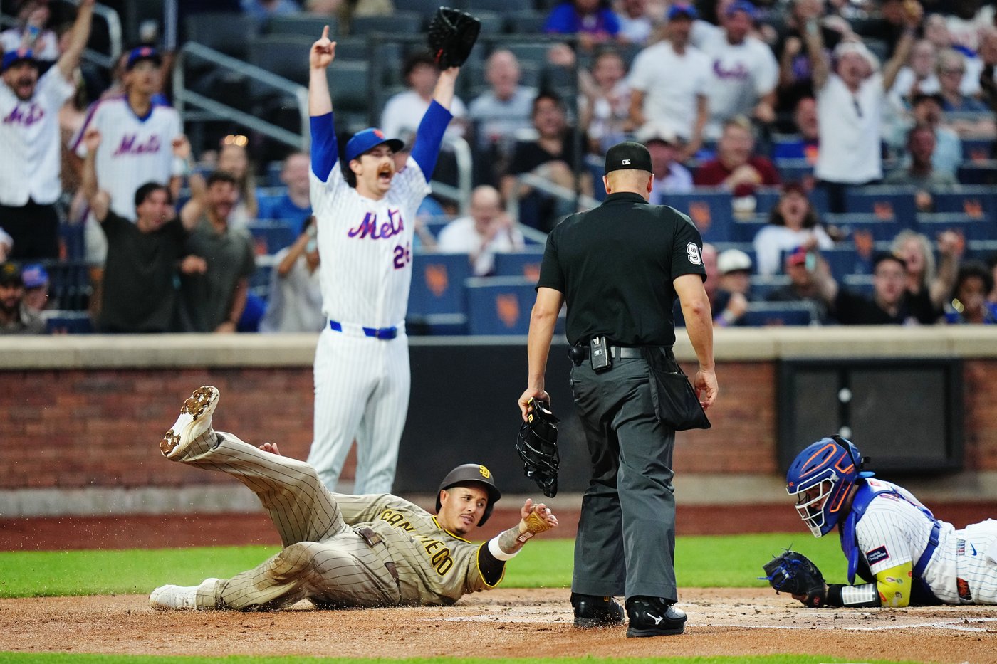 Mets outfielders peg 3 runners at plate in first 2 innings, including 2 in a row by Carson Benge | iNFOnews.ca