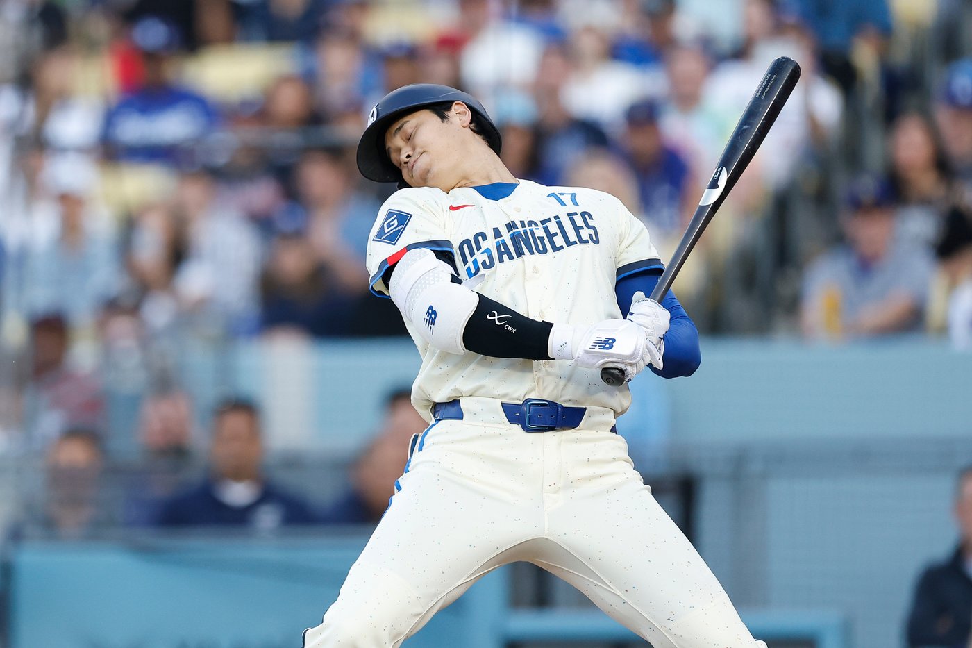 Braves batter Blake Snell for five runs in 7-2 win over Dodgers to end losing streak in Los Angeles | iNFOnews.ca
