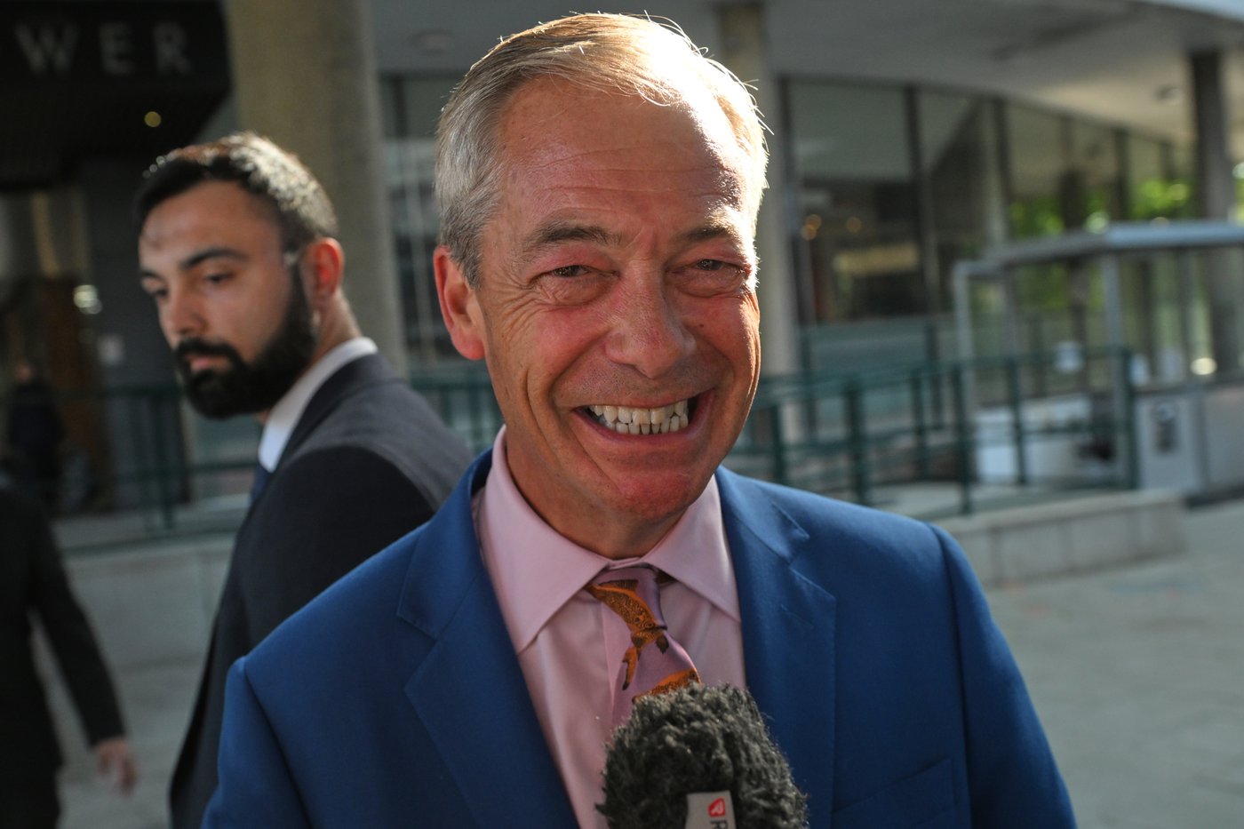 Reform UK’s Farage says he’ll quit as lawmaker and seek reelection amid donation allegations | iNFOnews.ca