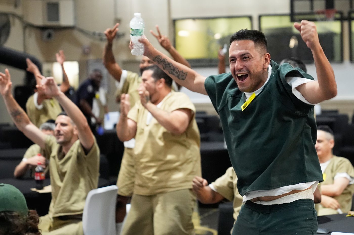 NYC’s Rikers Island jail hosts World Cup watch party for inmates | iNFOnews.ca NYC’s Rikers Island jail hosts World Cup watch party for inmates | iNFOnews.ca