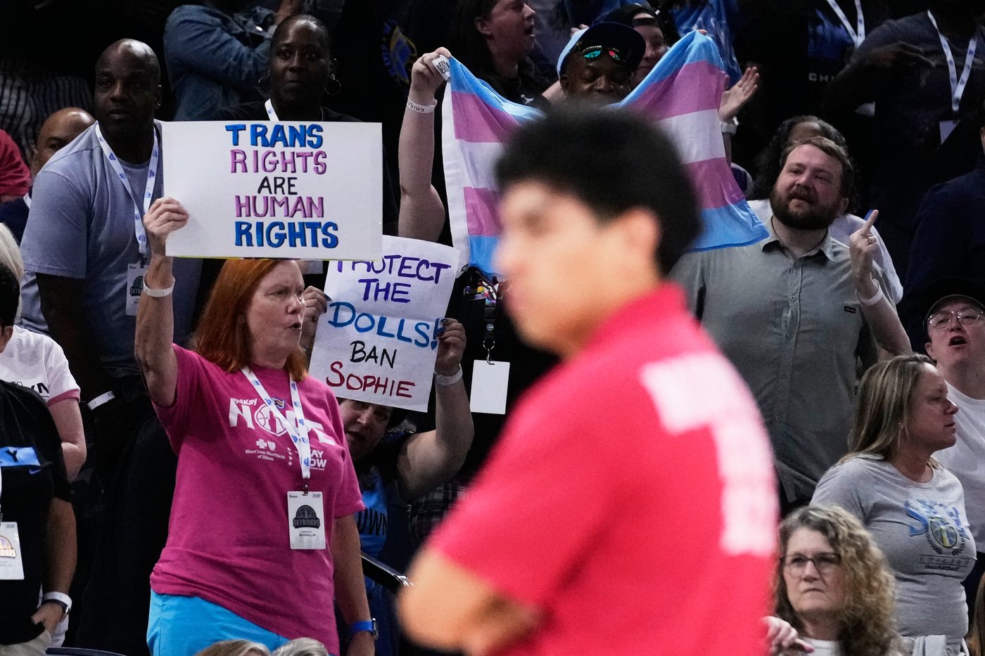 Enes Kanter Freedom ejected from Fever-Sky game after he was confronted by Sky's Cloud | iNFOnews.ca Enes Kanter Freedom ejected from Fever-Sky game after he was confronted by Sky's Cloud | iNFOnews.ca