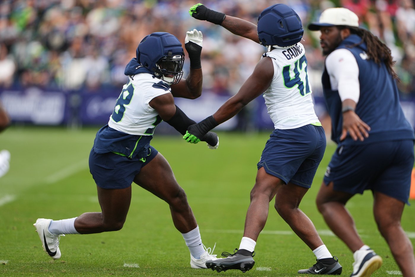 Seahawks LB Derick Hall says he and teammates have made up after fight shown on HBO's ‘Hard Knocks’ | iNFOnews.ca Seahawks LB Derick Hall says he and teammates have made up after fight shown on HBO's ‘Hard Knocks’ | iNFOnews.ca