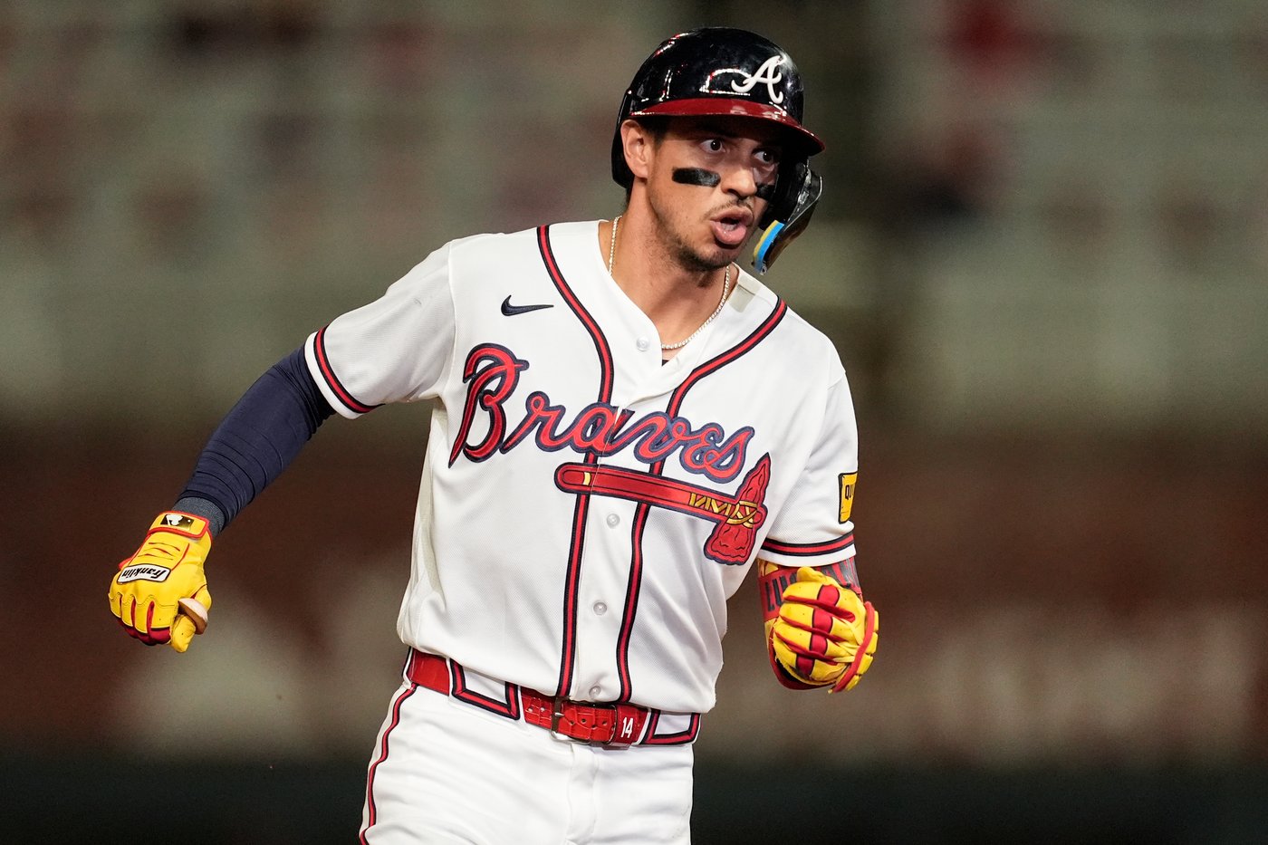 Braves reach 30 wins with another thrilling win that shows off myriad weapons | iNFOnews.ca