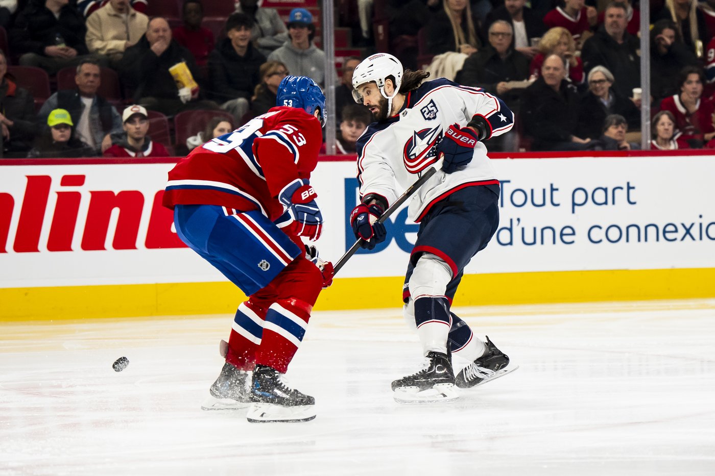 Canadiens' Noah Dobson 'being evaluated' after exiting loss against Blue Jackets | iNFOnews.ca