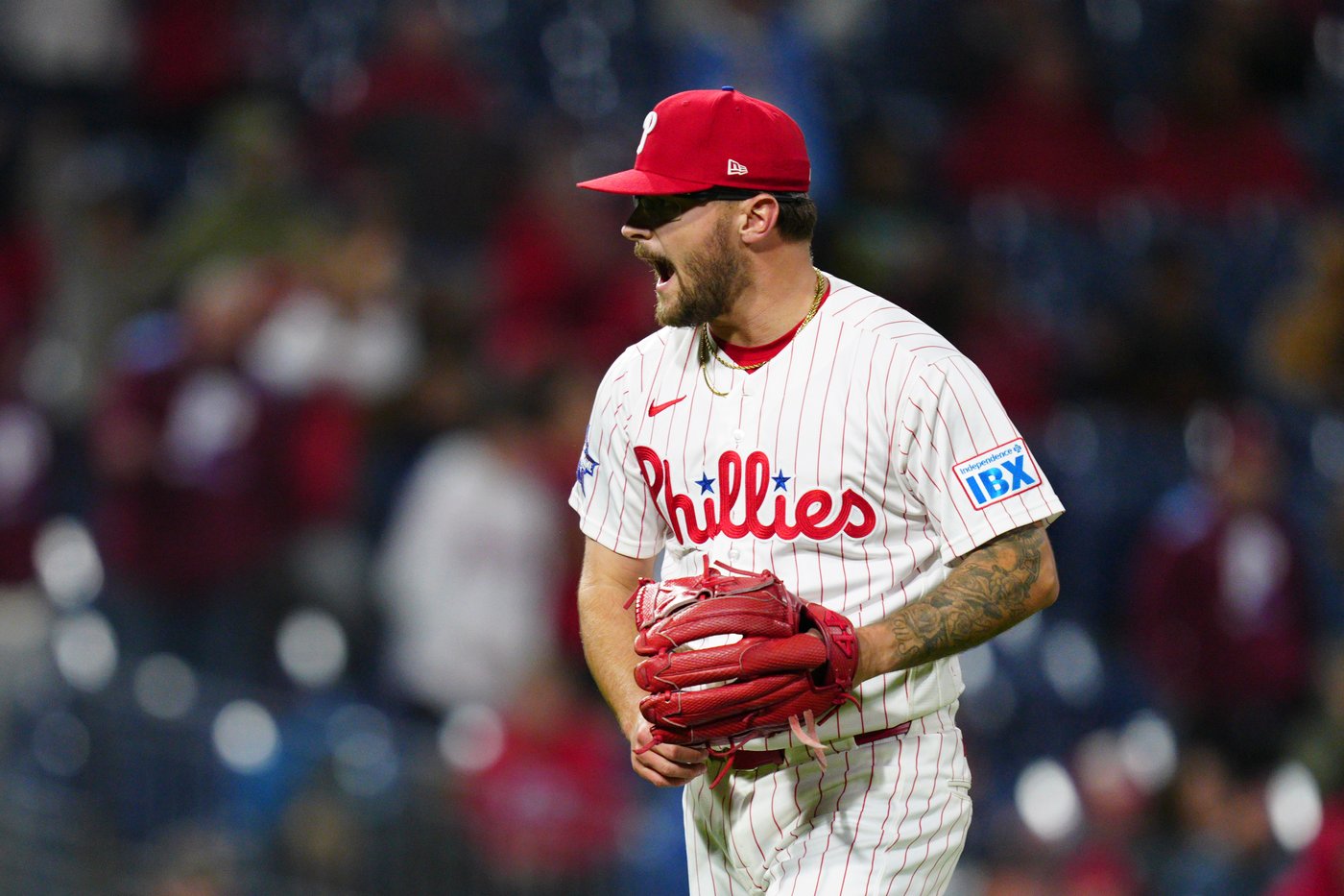 Schwarber delivers as Phillies rally again to beat Giants 6-5 in 10 innings for doubleheader sweep | iNFOnews.ca