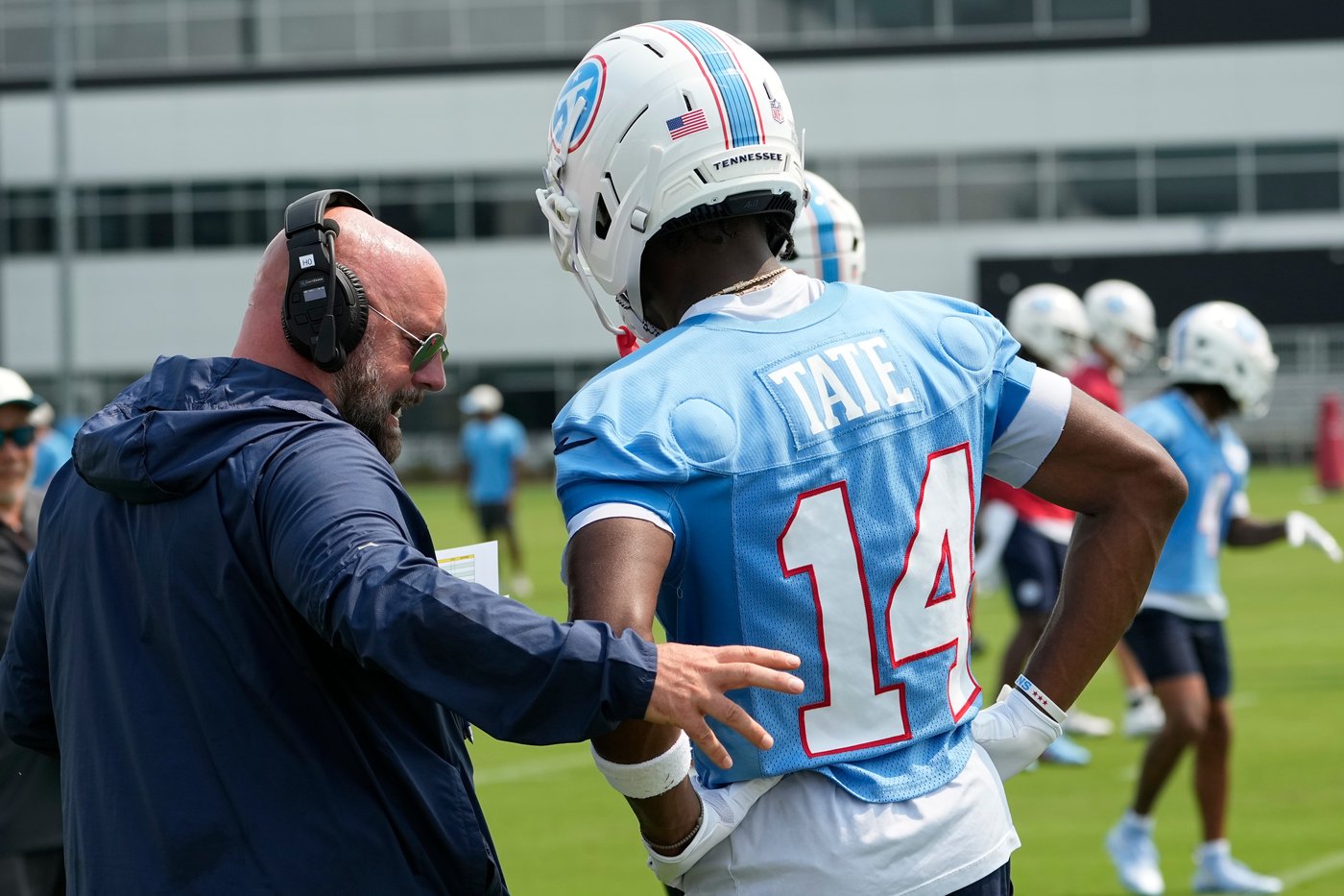 Cam Ward brought Titans teammates to Miami to build chemistry before training camp | iNFOnews.ca Cam Ward brought Titans teammates to Miami to build chemistry before training camp | iNFOnews.ca