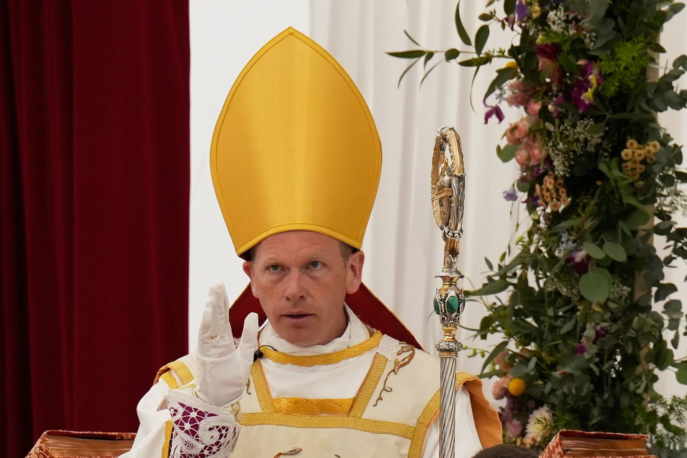 Vatican excommunicates schismatic bishops and priests, and warns their followers | iNFOnews.ca