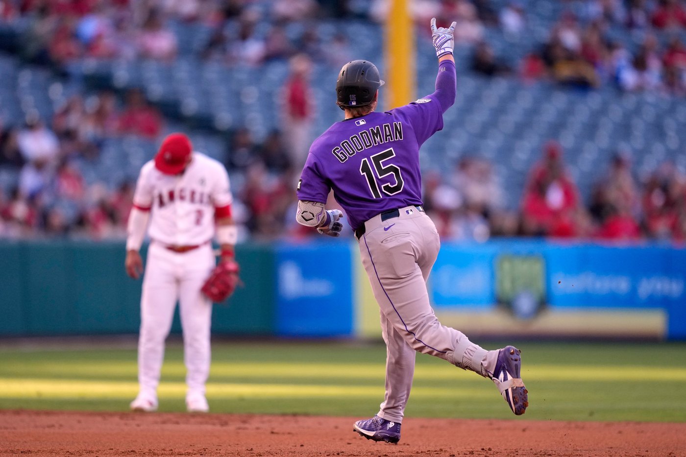 Rumfield gets gift homer when flyball bounces off Adell's head as Rockies top Angels 8-2 | iNFOnews.ca