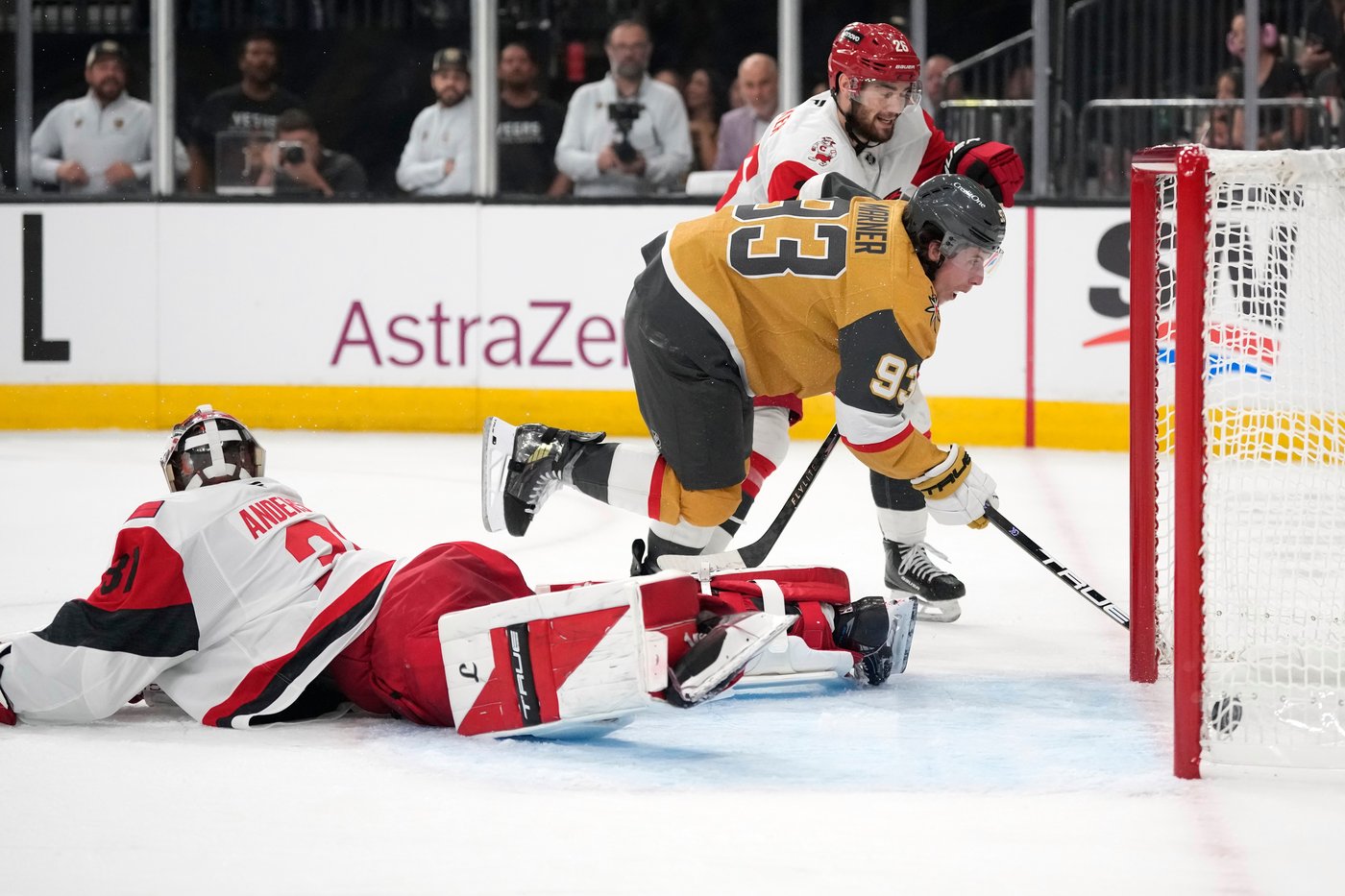 Mitch Marner highlights Vegas' 4-goal, 2nd period with natural hat trick | iNFOnews.ca