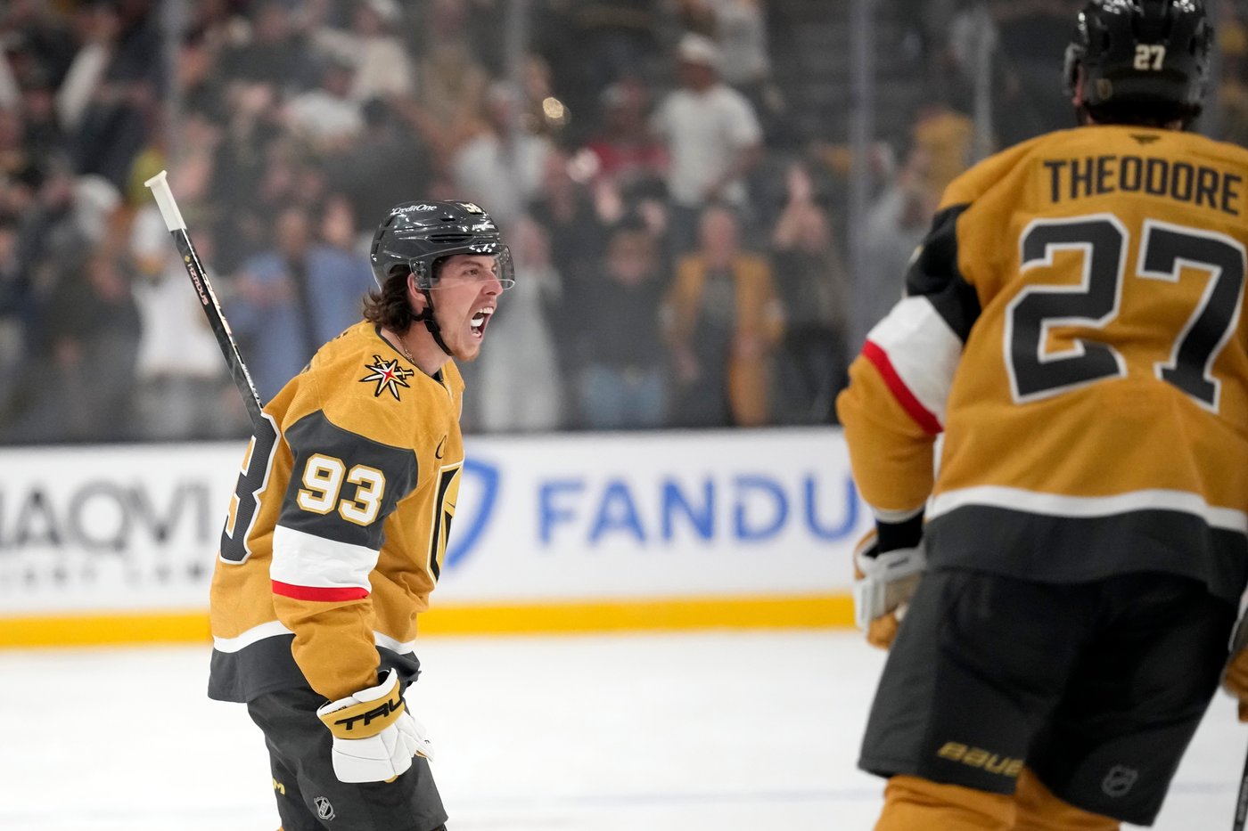 Mitch Marner highlights Vegas' 4-goal, 2nd period with natural hat trick | iNFOnews.ca