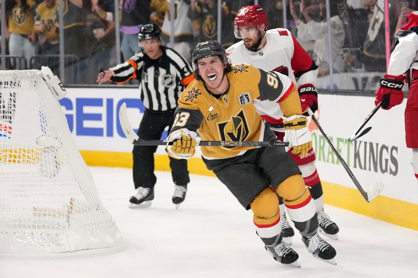 Mitch Marner highlights Vegas' 4-goal, 2nd period with natural hat trick | iNFOnews.ca