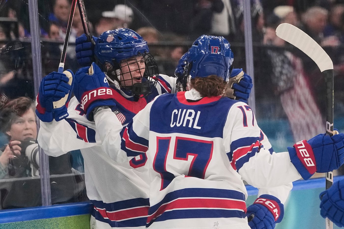 Harvey first pick in PWHL draft by Vancouver, 30 Canadians selected over six rounds | iNFOnews.ca