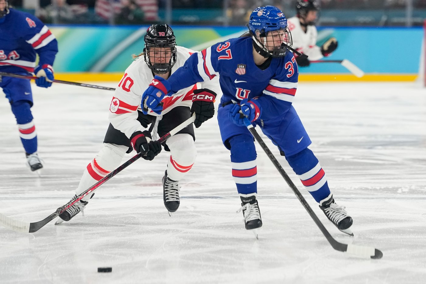Harvey first pick in PWHL draft by Vancouver, 30 Canadians selected over six rounds | iNFOnews.ca