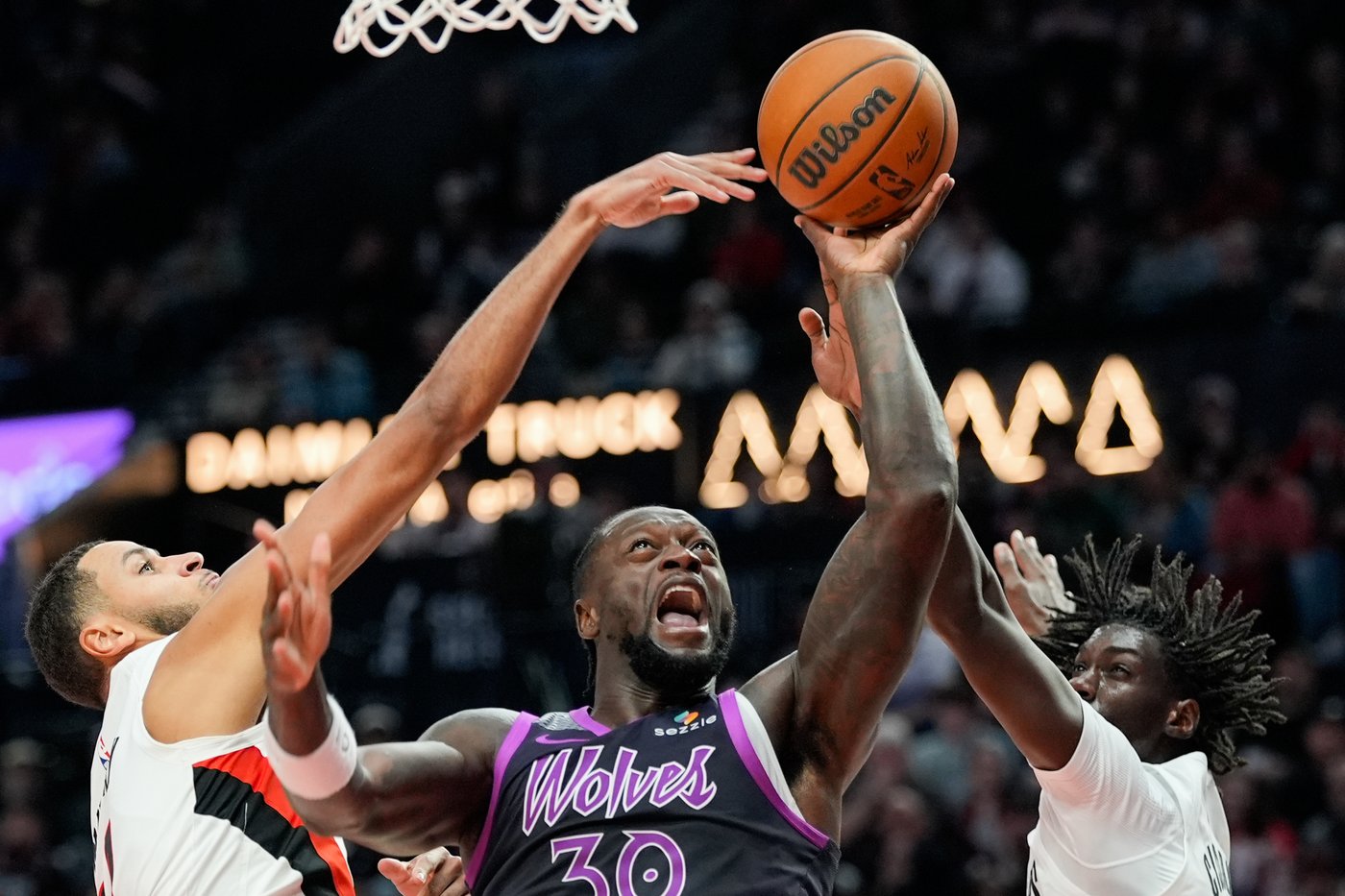 Anthony Edwards scores 34, Timberwolves beat the Trail Blazers 124-121 | iNFOnews.ca