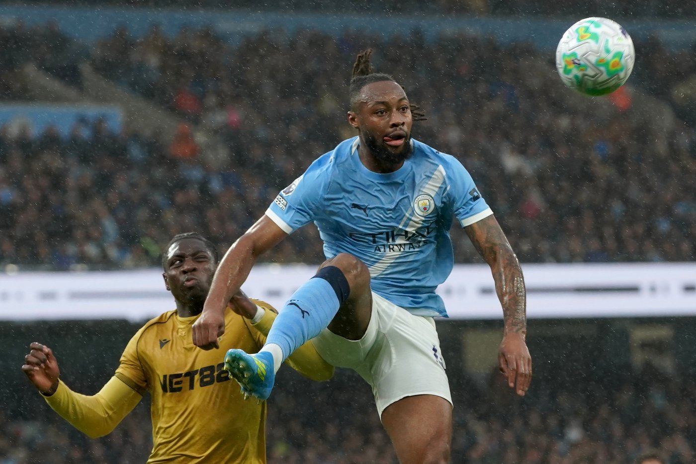 Manchester City keeps the pressure on Arsenal with 3-0 win against Crystal Palace | iNFOnews.ca